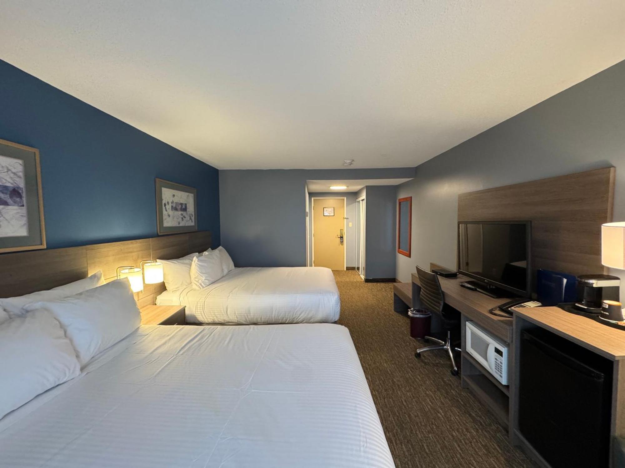 Anchor Inn And Suites Campbell River Exterior photo